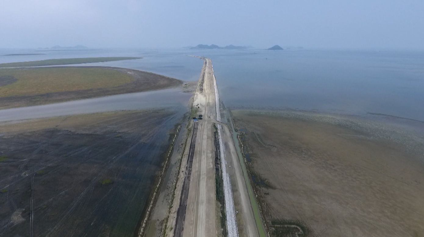 새만금 공사 지역 우대, 기술용역까지 확대