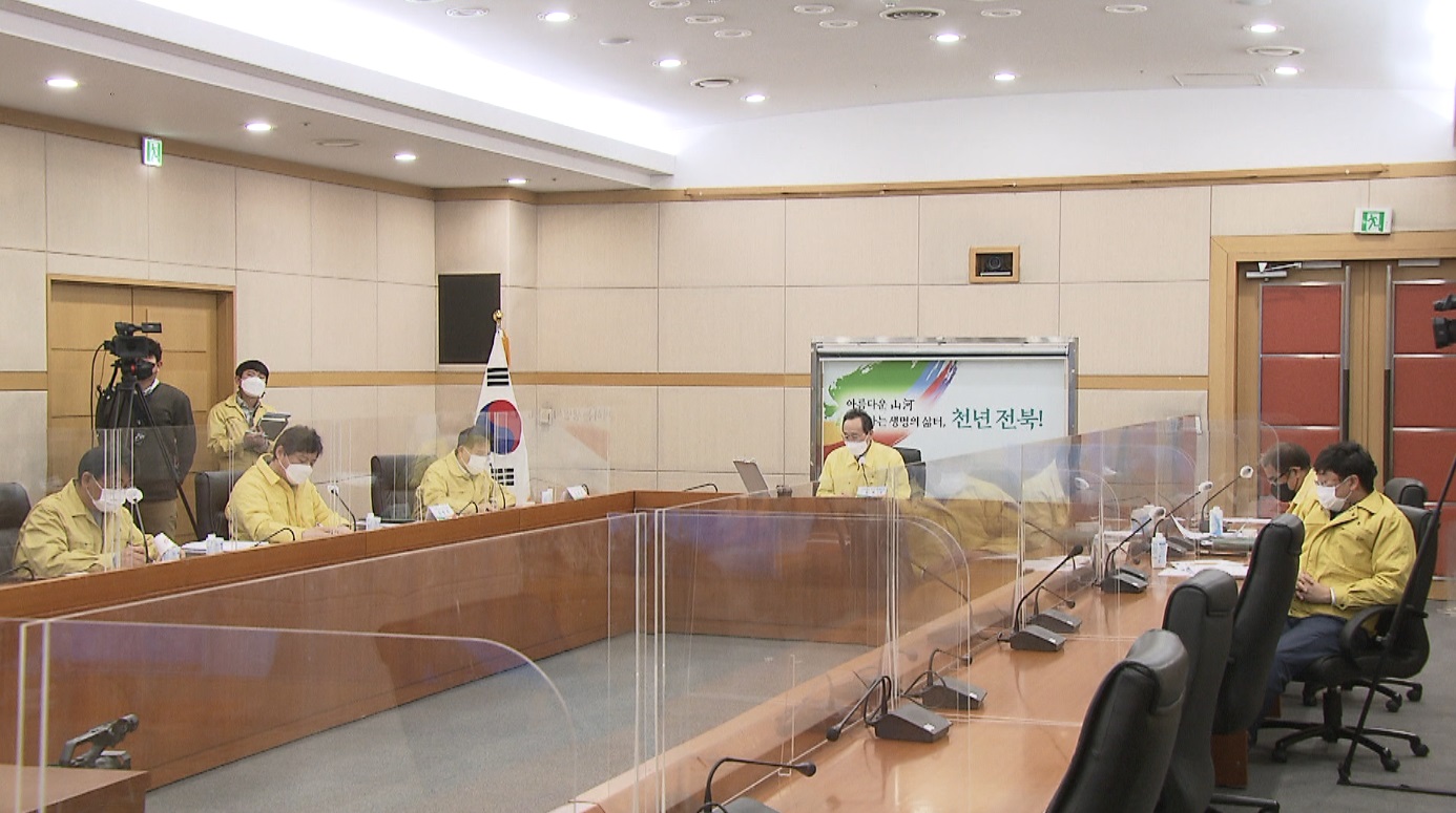 도내 어제 하루 확진자 4,217명..역대 최다