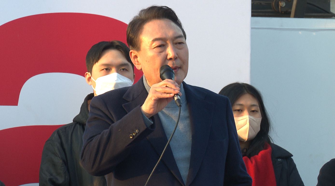 윤석열 후보 이틀째 전북 일정..정읍 황토현 전적지 방문