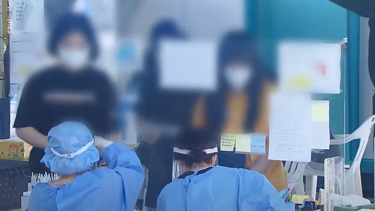 어제(25일) 694명 확진..사흘 만에 다시 세 자릿수