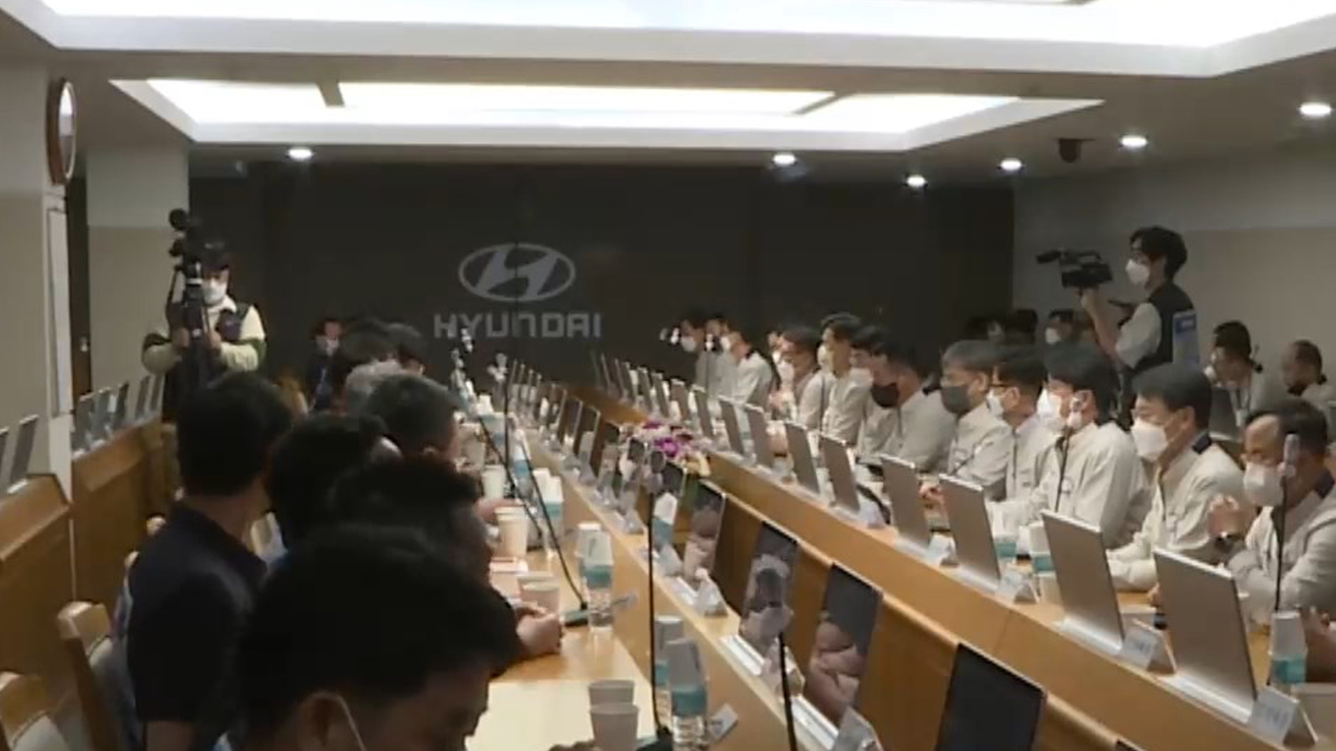 새 공장 짓는 현대차..대기업 유치 '시험대'