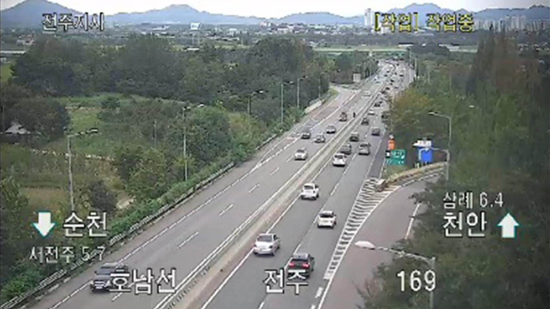 저녁부터 도로 정체 풀려.. 전주→서울 '3시간 44분'