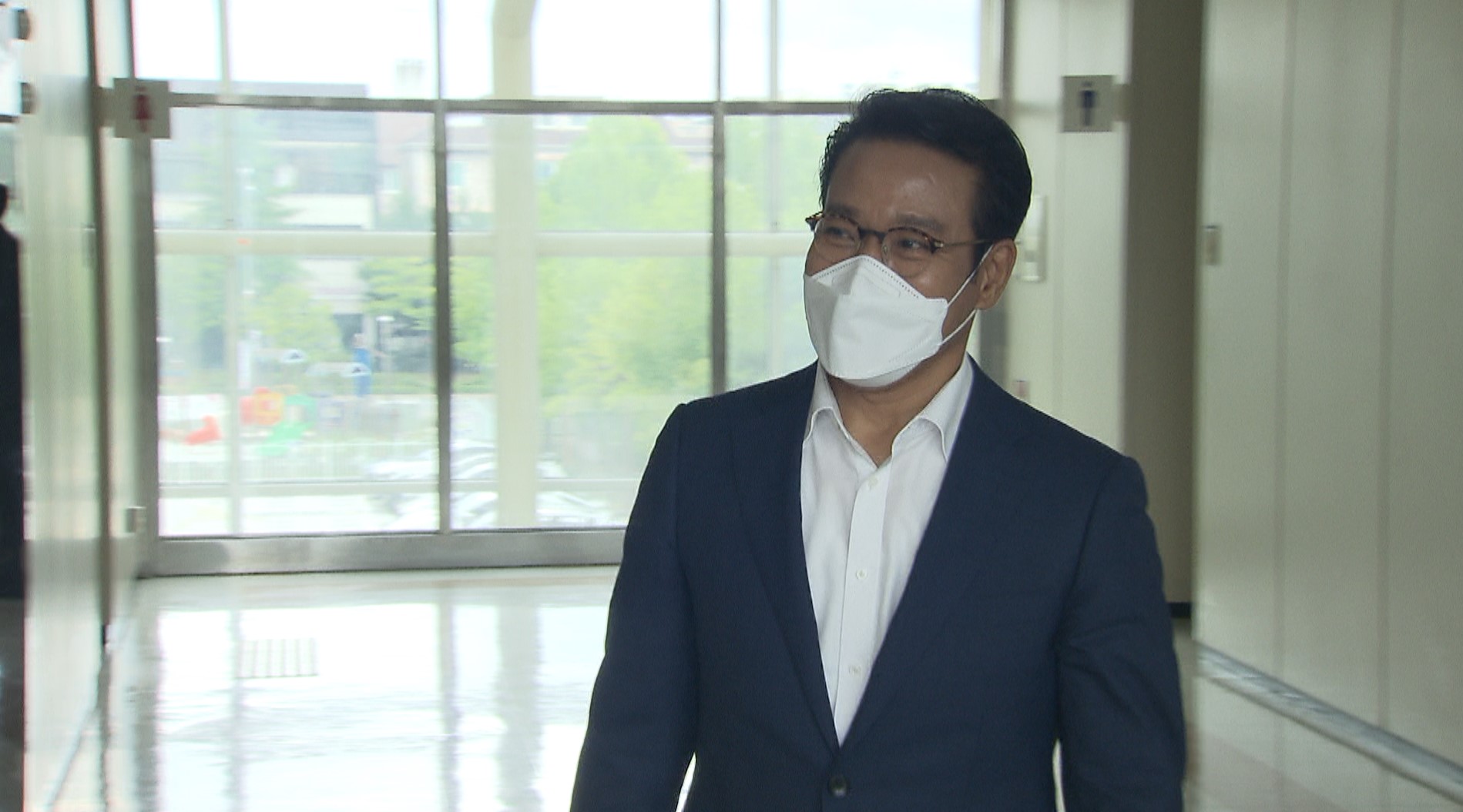 검찰은 왜? .. 남원시장 '허위학력 의혹' 일부 무혐의