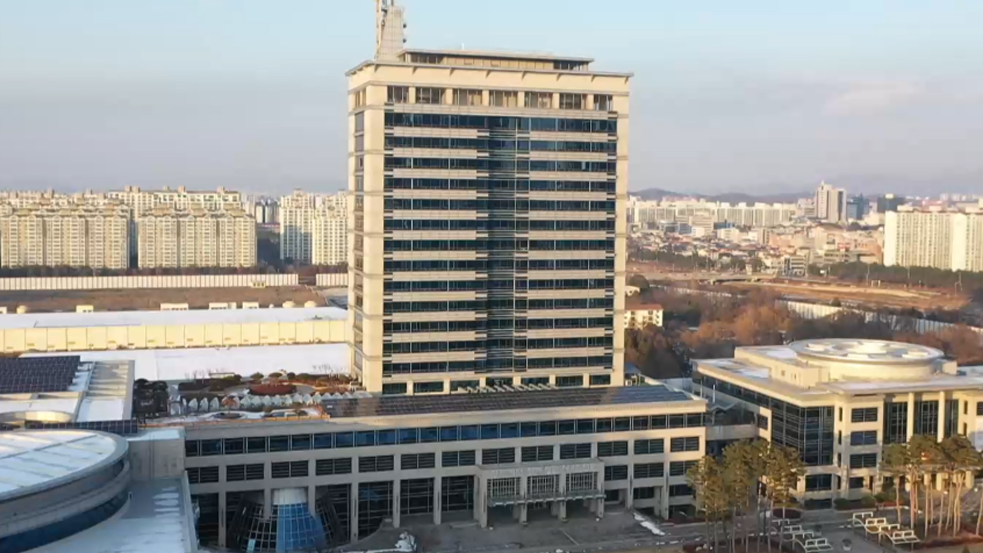 갑질 의혹 전북도청 간부 직원 “5급 → 6급 강등”