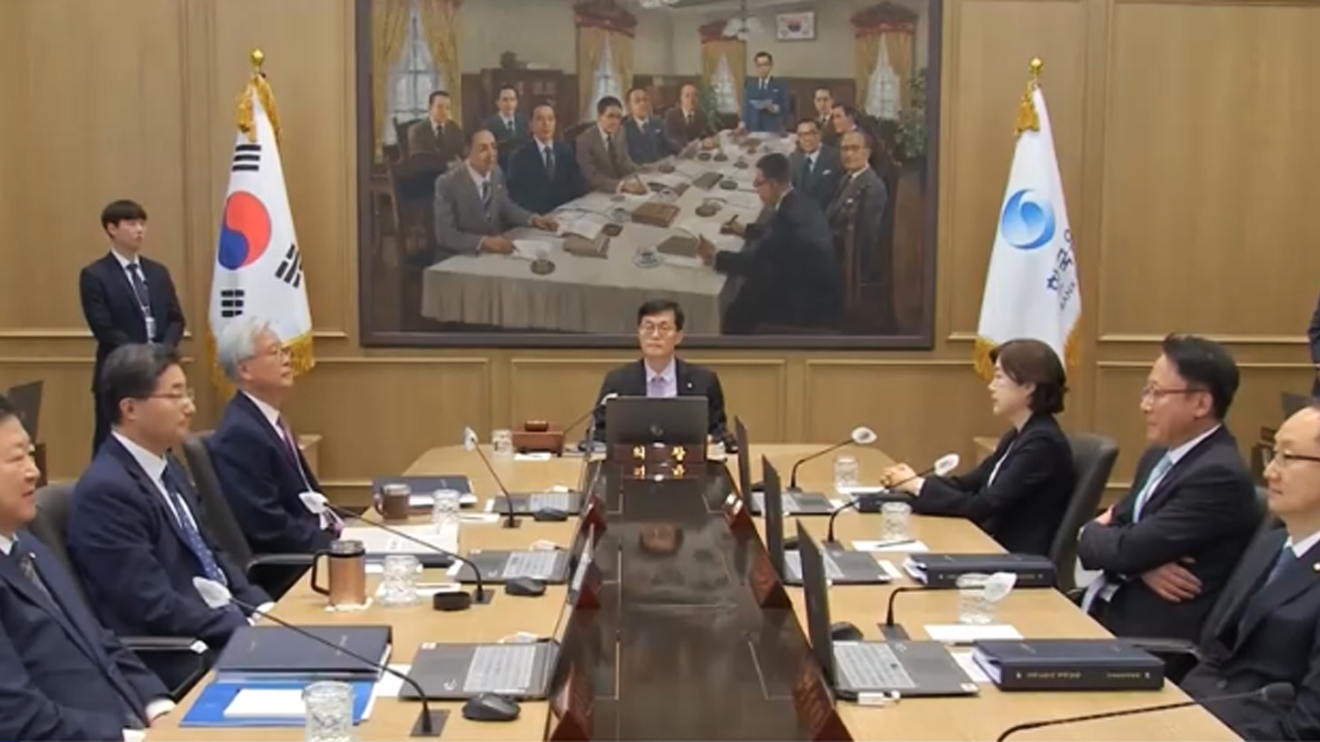[속보] 한은, 올해 경제성장률 전망치 1.4% 유지
