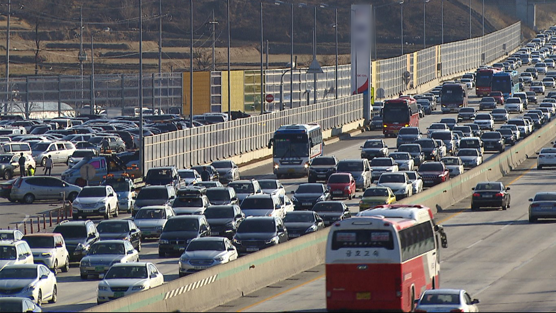 4천만 명 '민족 대이동'..귀성 28일, 귀경은 30일 몰린다