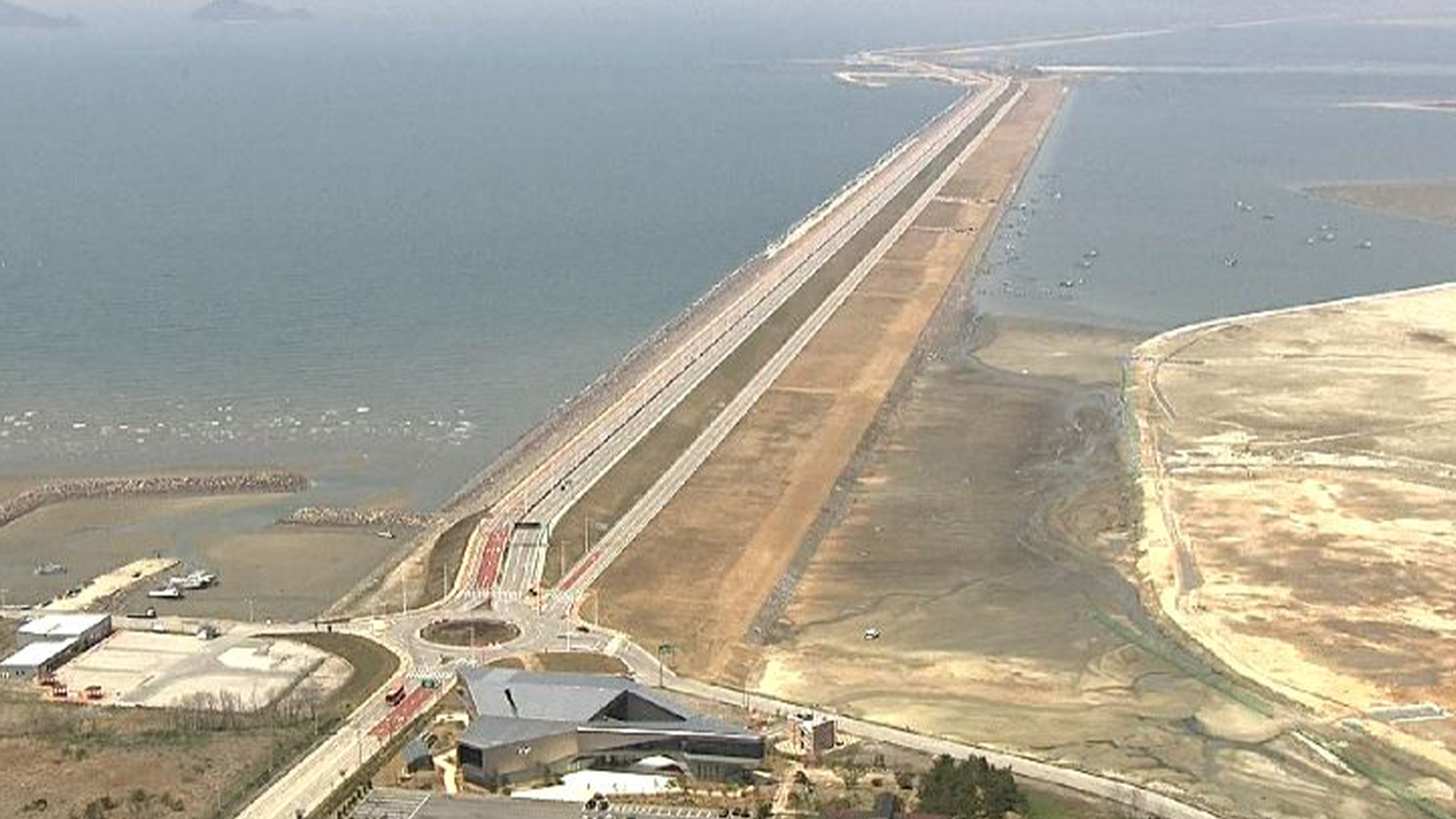 정권에 따라 휘청거린 말만 국책사업 '새만금'
