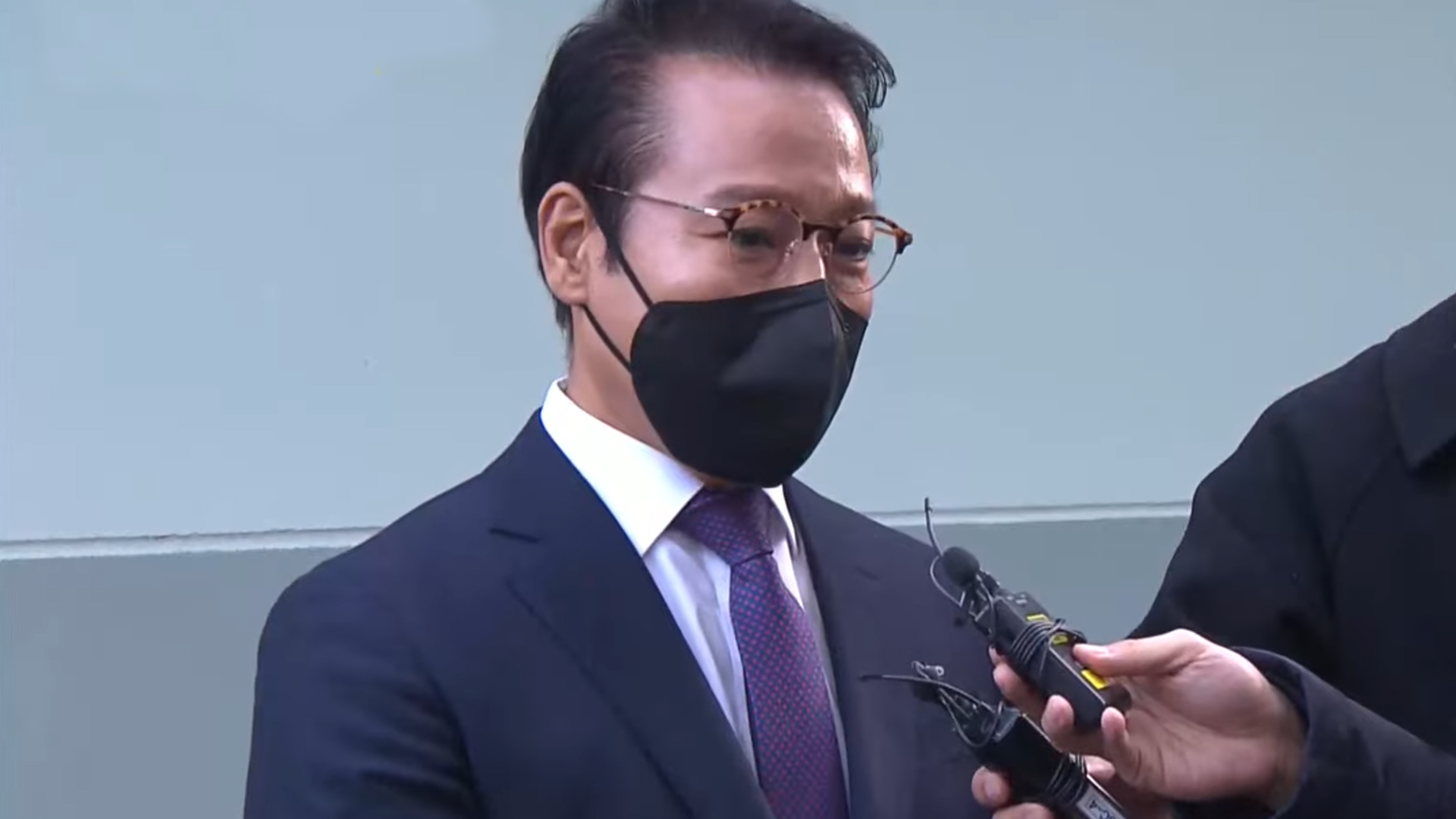 최경식 남원시장 '주민소환투표' 신청서..선관위에 접수