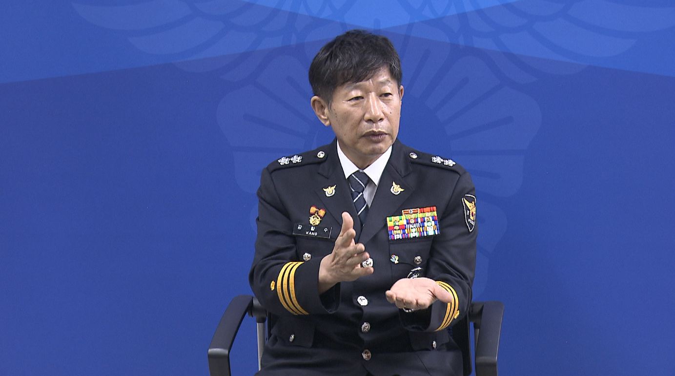 강황수 전북경찰청장 퇴임..국감은 