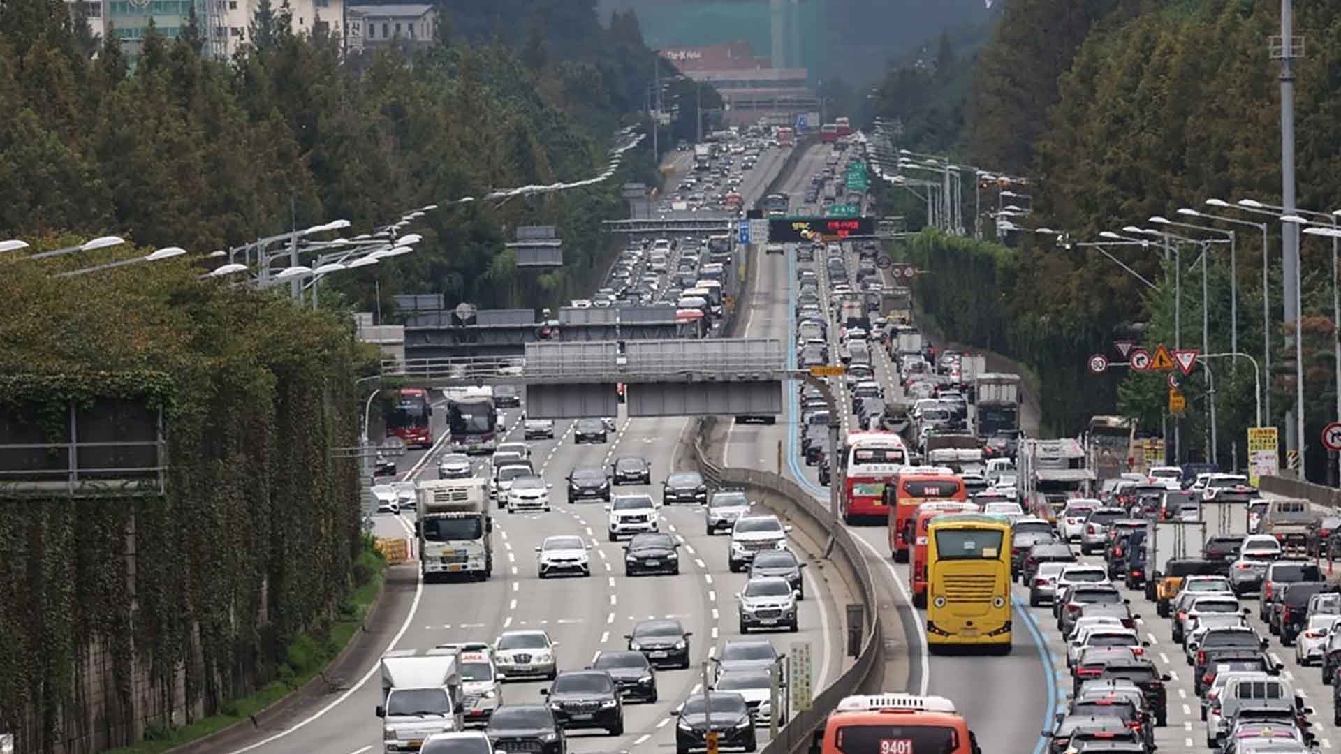 서서히 정체 구간 증가..오후에는 서울→전주 6시간 소요 예상
