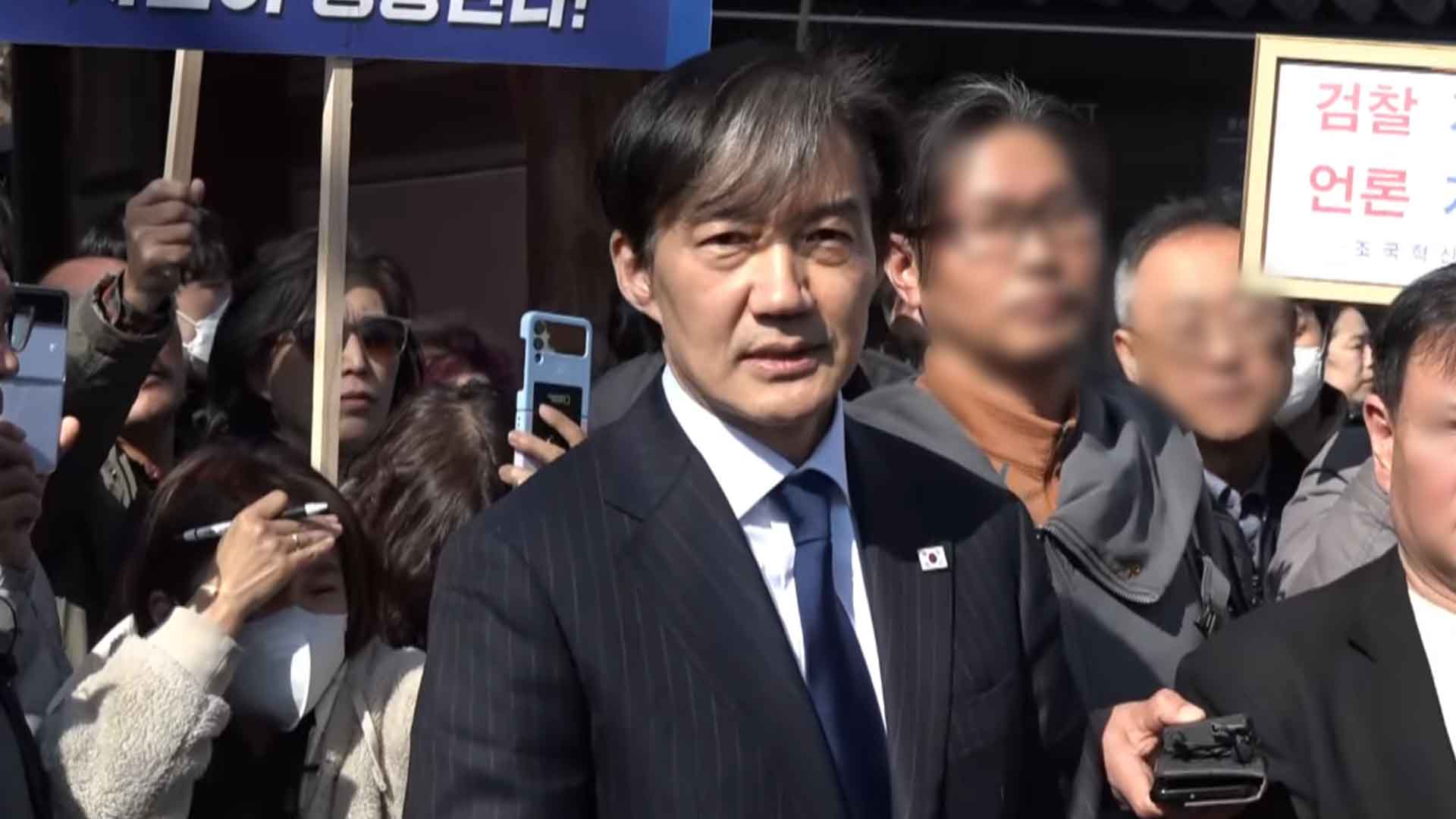 ‘조국혁신당’ 계속 상승세.. “비례대표 지지 30% 넘는다” 조사 결과