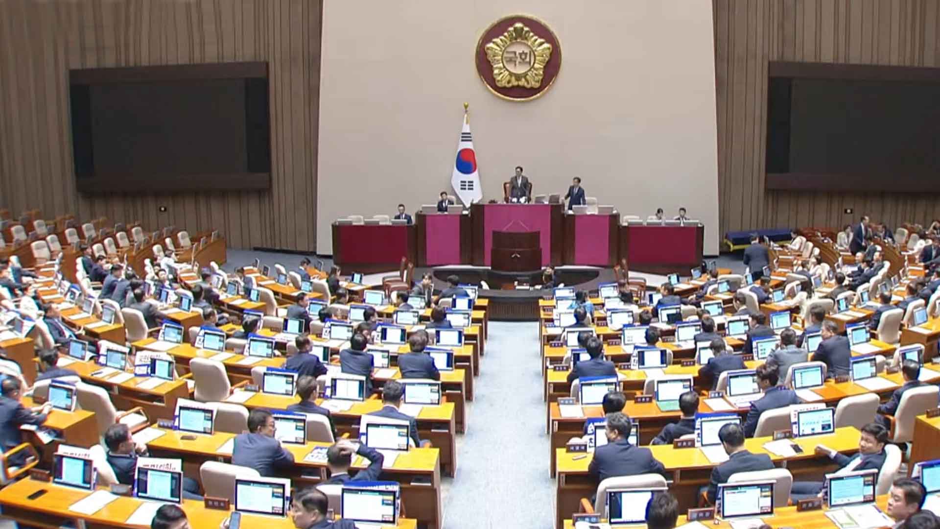 '채상병 특검법' 21대 이어 또 부결..찬성 194·반대 104·무효 1