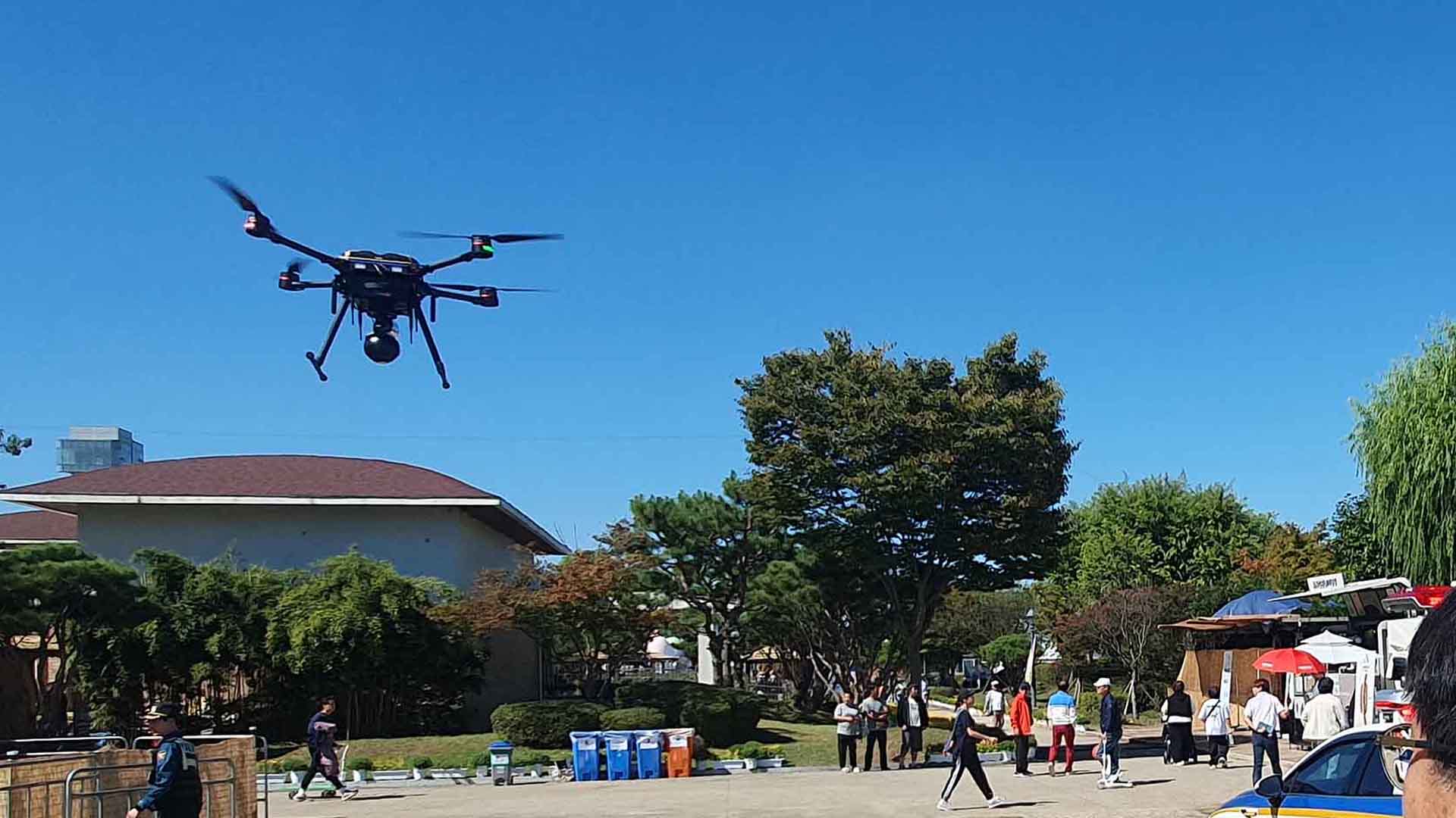 드론으로 시골 마을 순찰.. 경찰, 특별방범활동