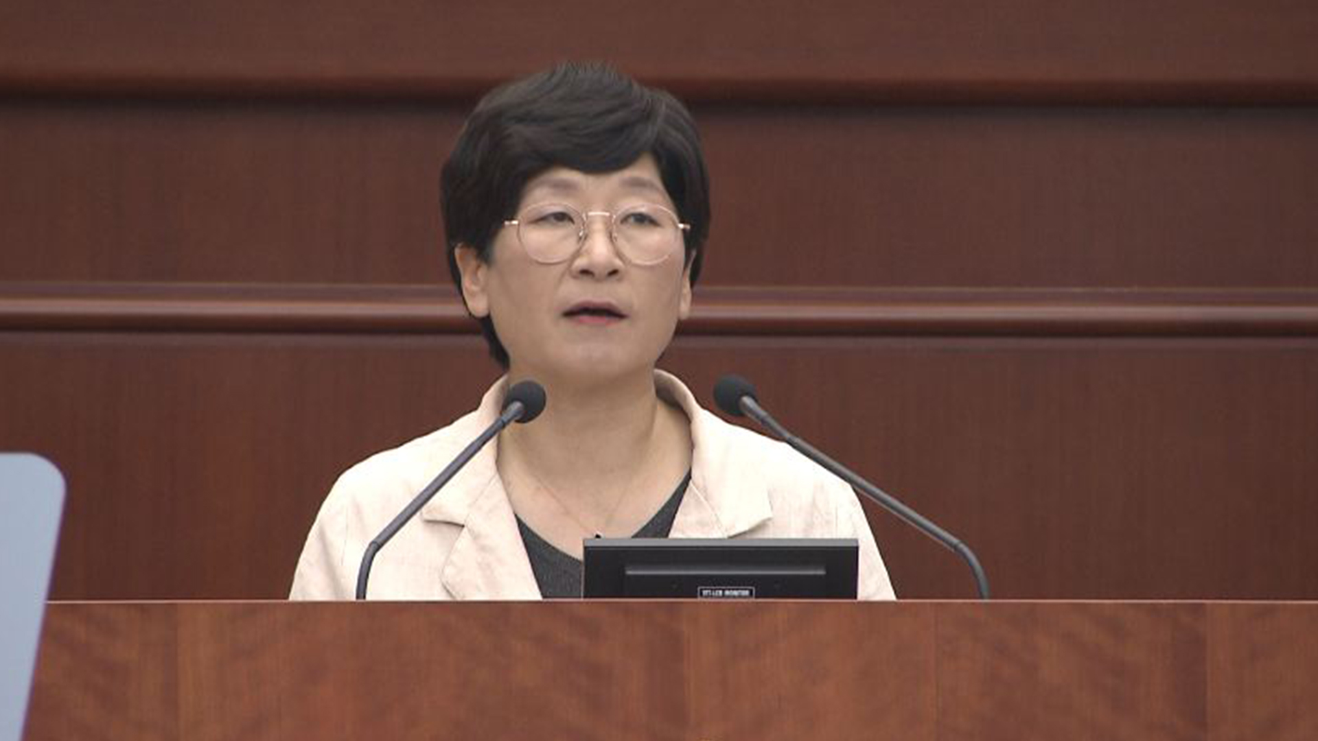 방탄 국민의힘 의원에게 준 '전북명예도민증' 취소해야