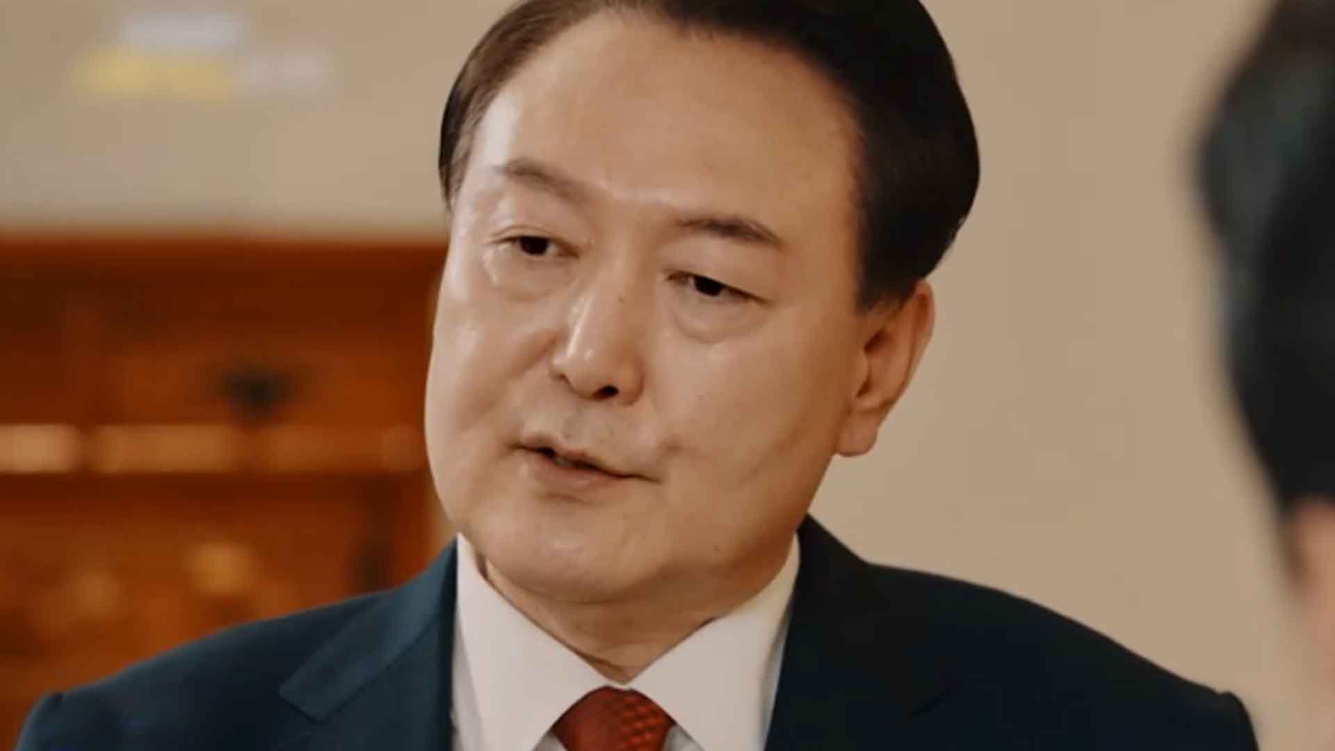 [속보] 尹 지지율 11% '역대 최저'.. 탄핵 찬성 75%