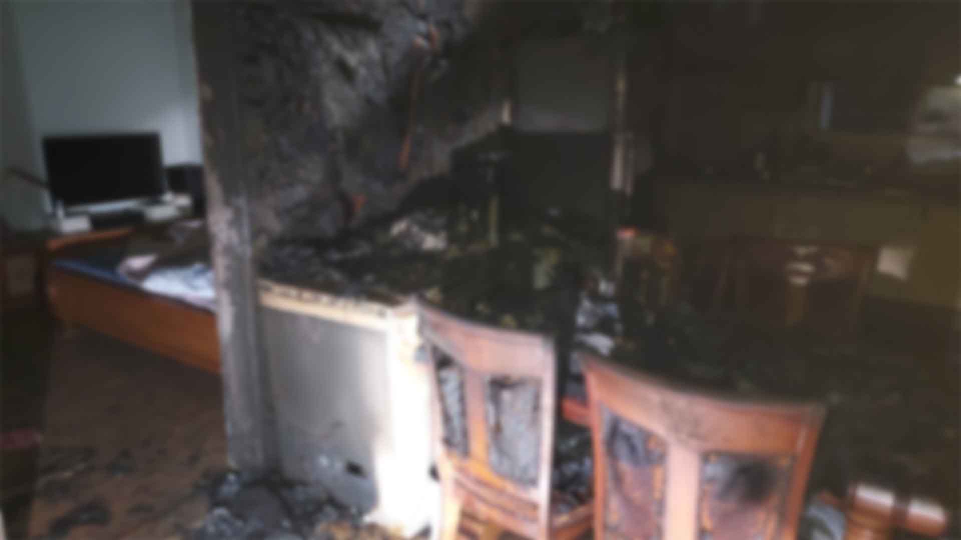 아파트 주방에서 불.. 70대 노부부 등 30여 명 대피·구조