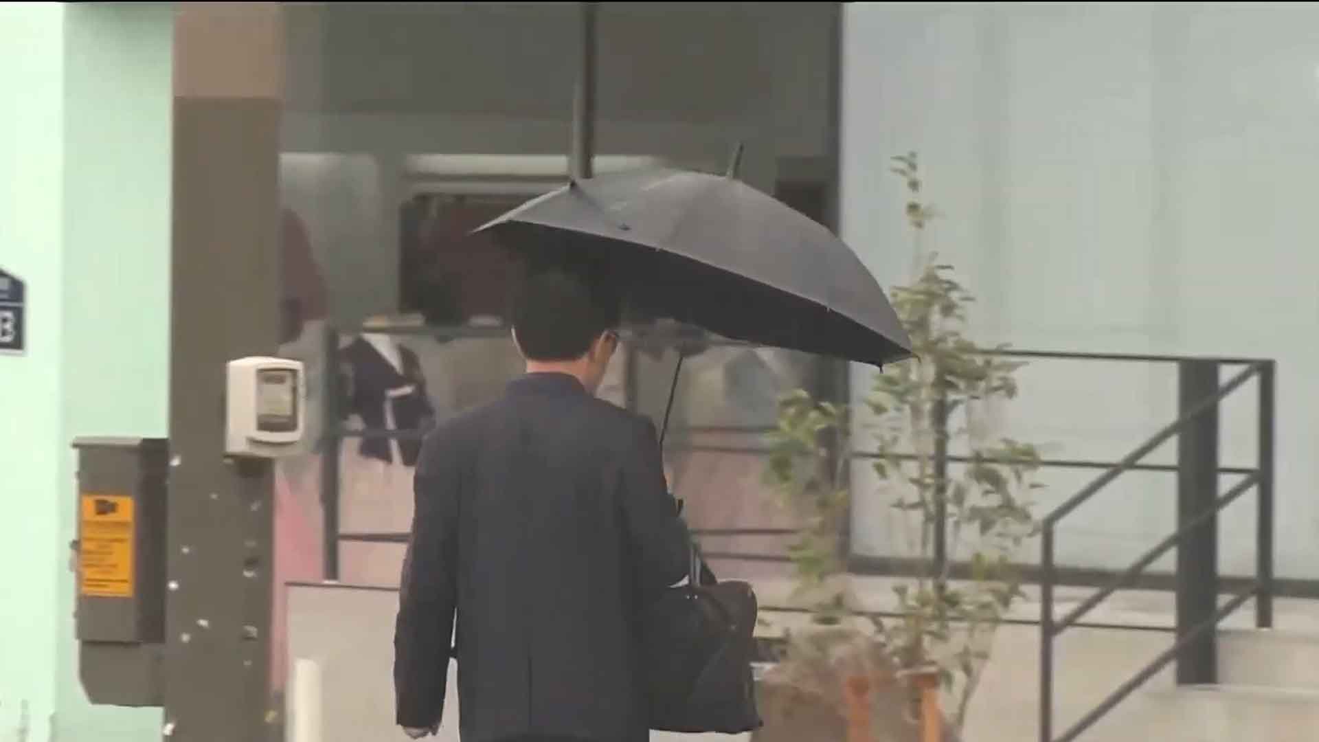 대부분 지역 강풍과 5mm 안팎 약한 비