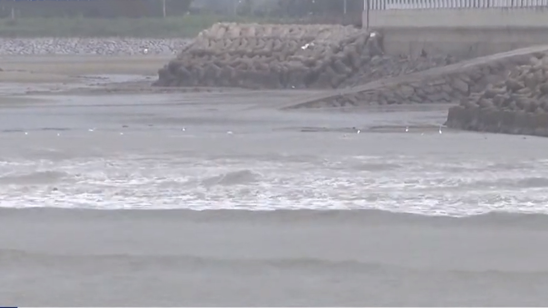 서해안에 강풍 특보.. 내일 한낮 기온 15도 안팎 '쌀쌀'