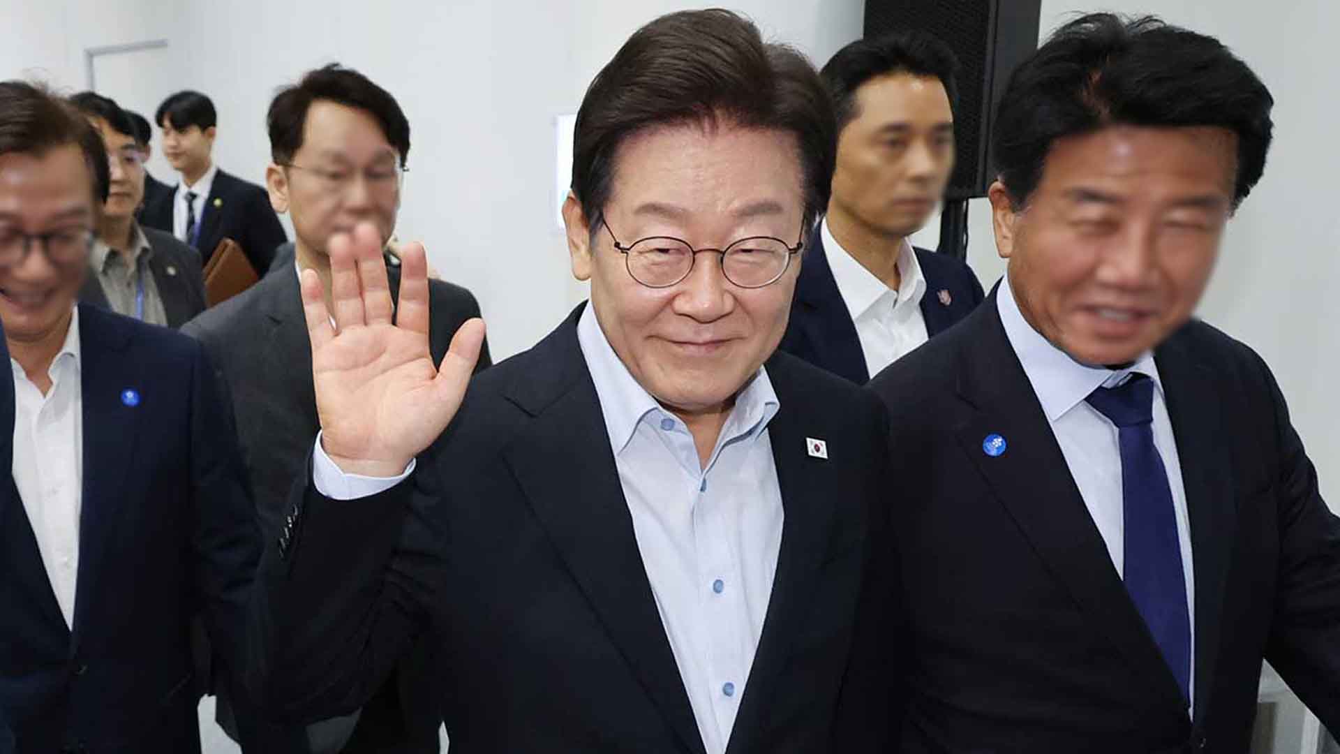 李 대통령 국정지지율 61.5%.. 전주 대비 소폭 하락