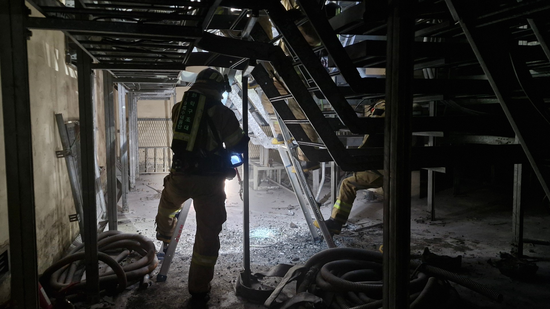 세아베스틸 군산 공장 외주업체 노동자 1명 중화상