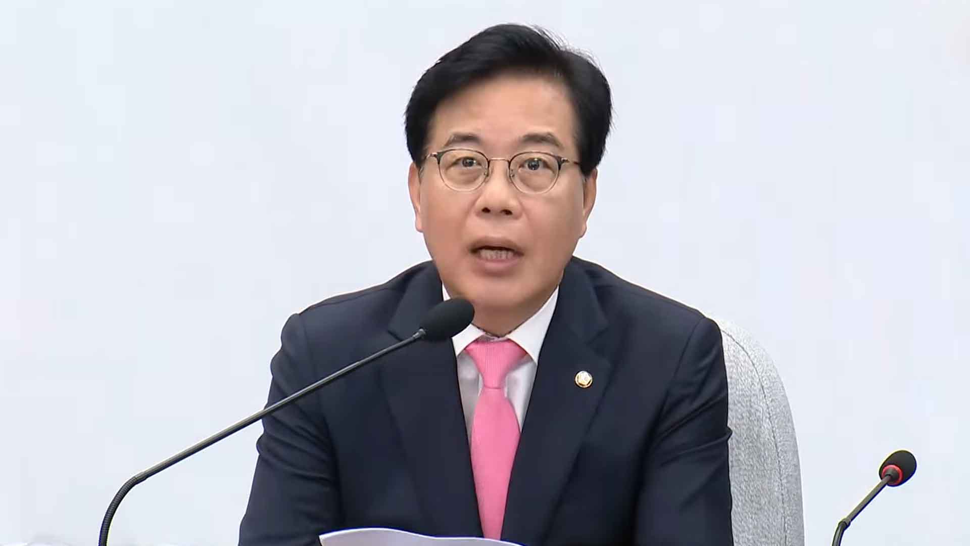 송언석 “조국 광복절 특사 군불 때기 .. 다음은 이화영, 김만배