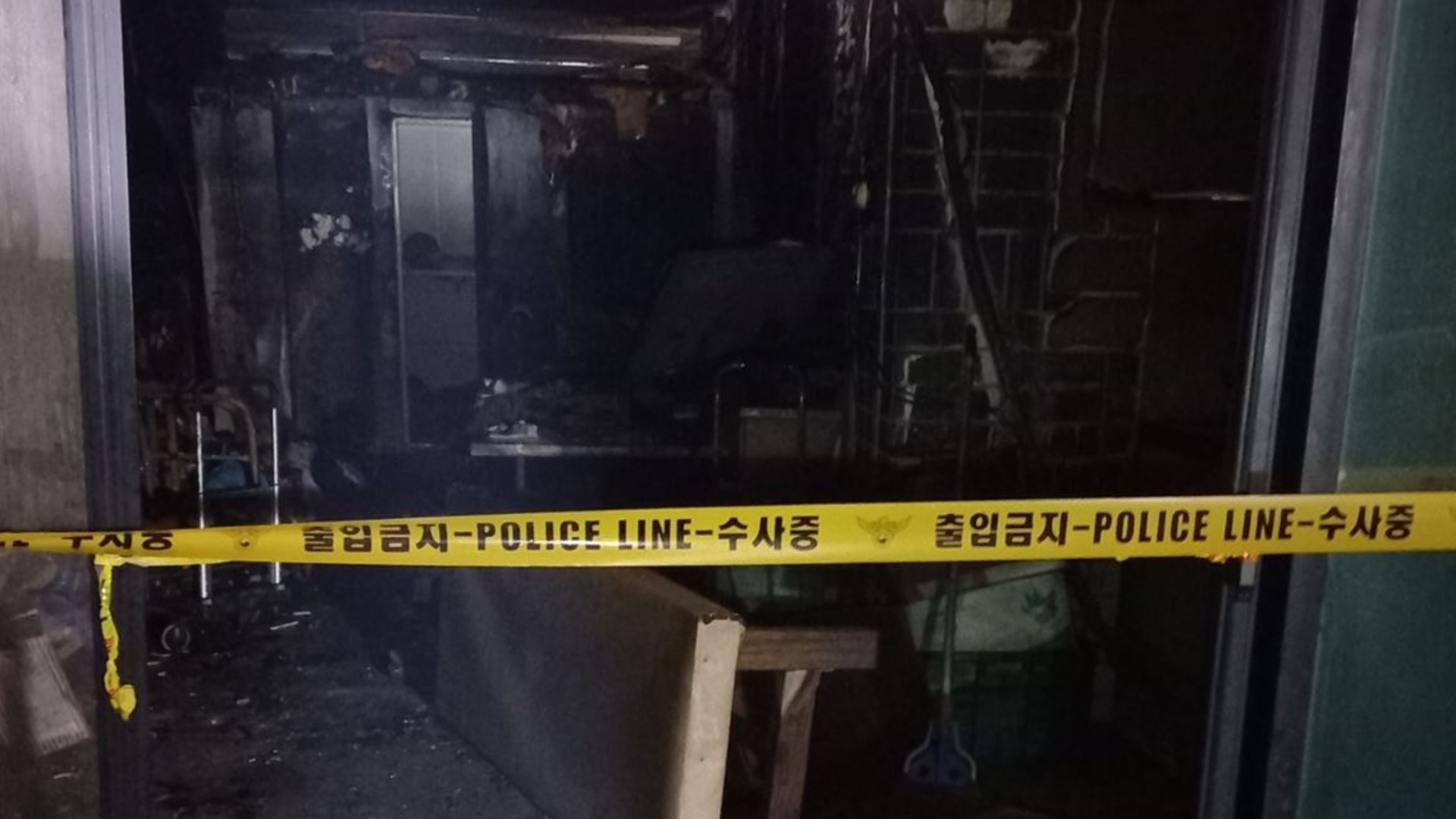 군산 아파트 상가에서 화재..2,300만 원 피해