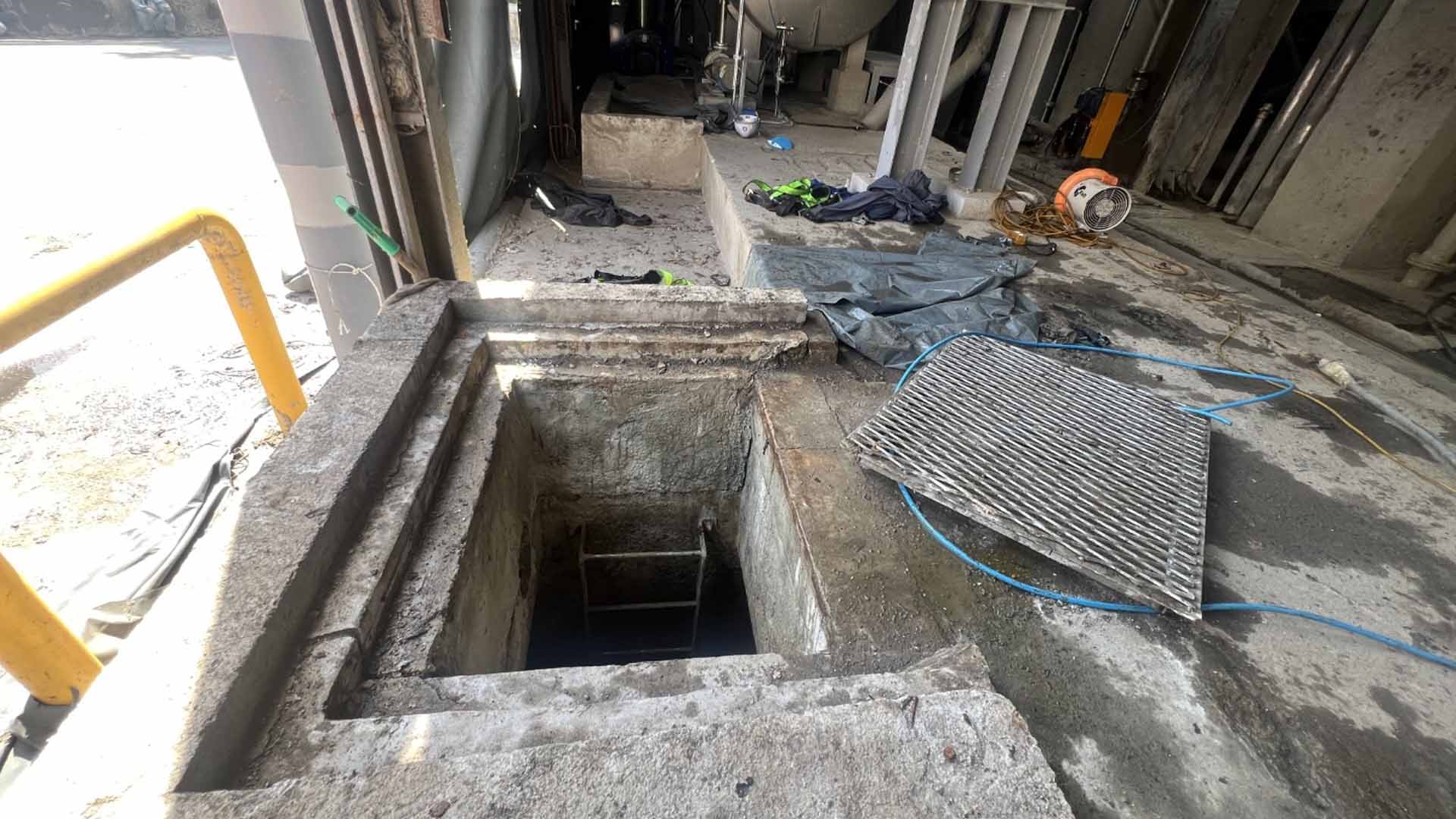 5명 사상 천일제지 맨홀 질식사고.. 작업 책임자 등 2명 입건