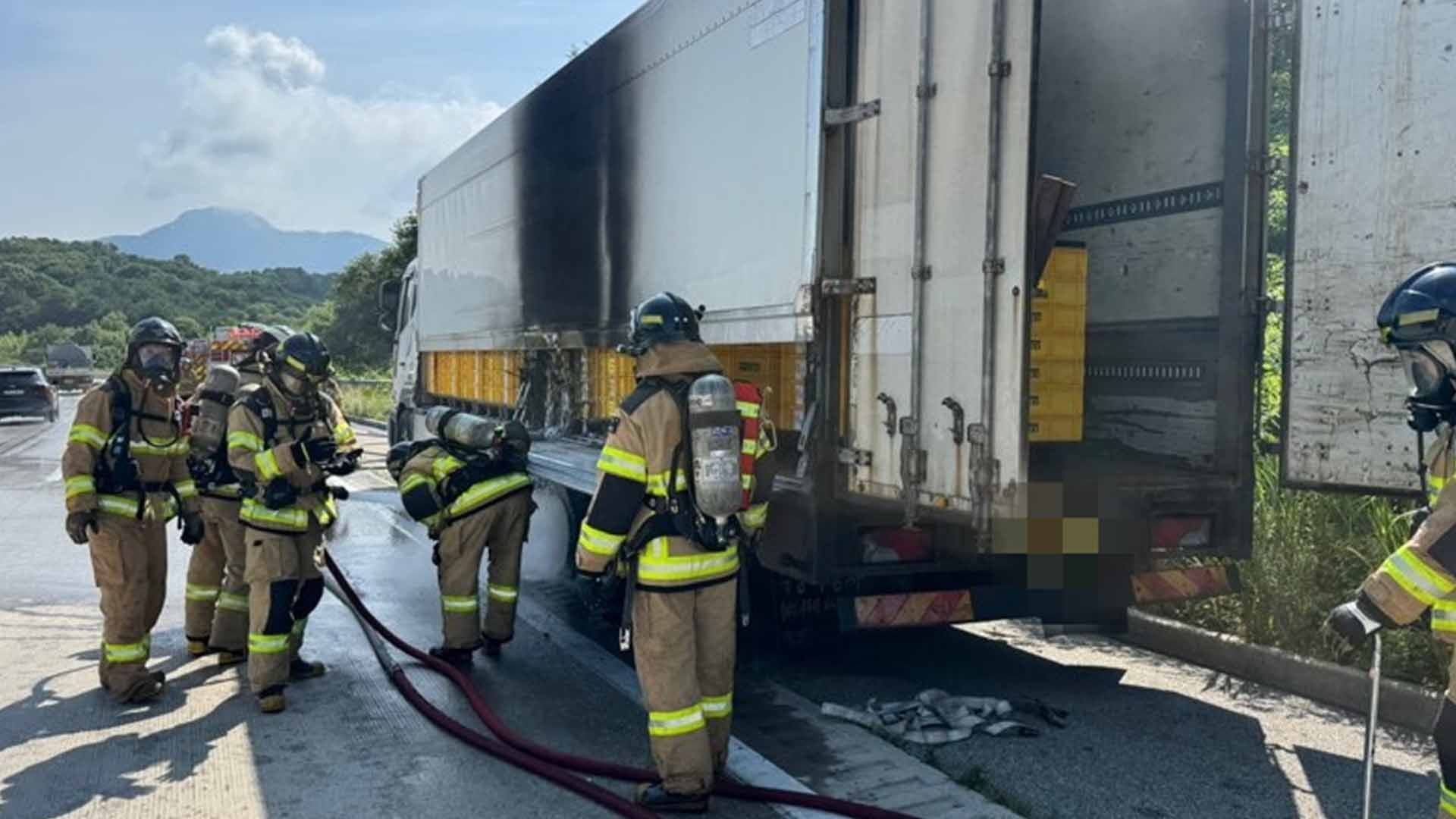 전기차용 배터리 운송 차량 불.. 제동기 과열 추정