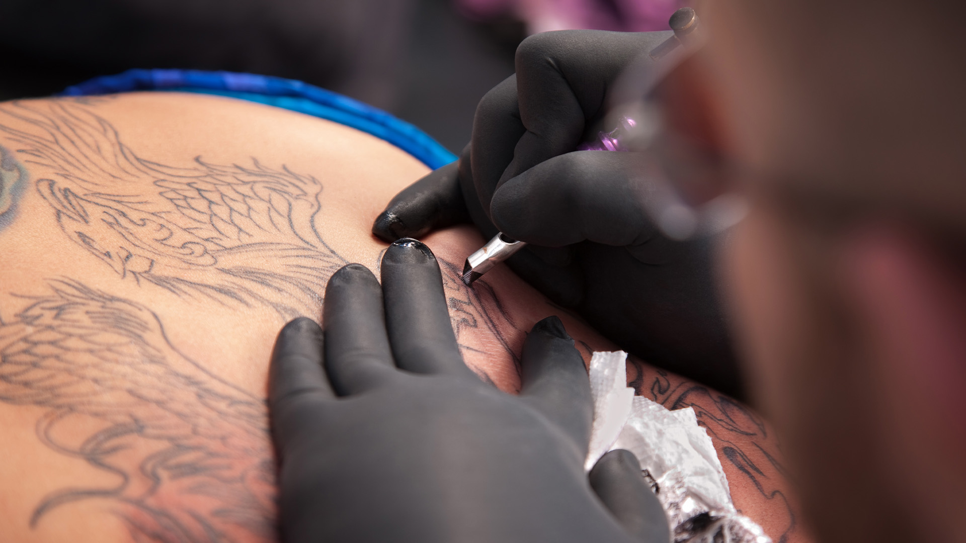 '문신사법' 국회 복지위 통과.. 비의료인 문신 시술 합법화되나?