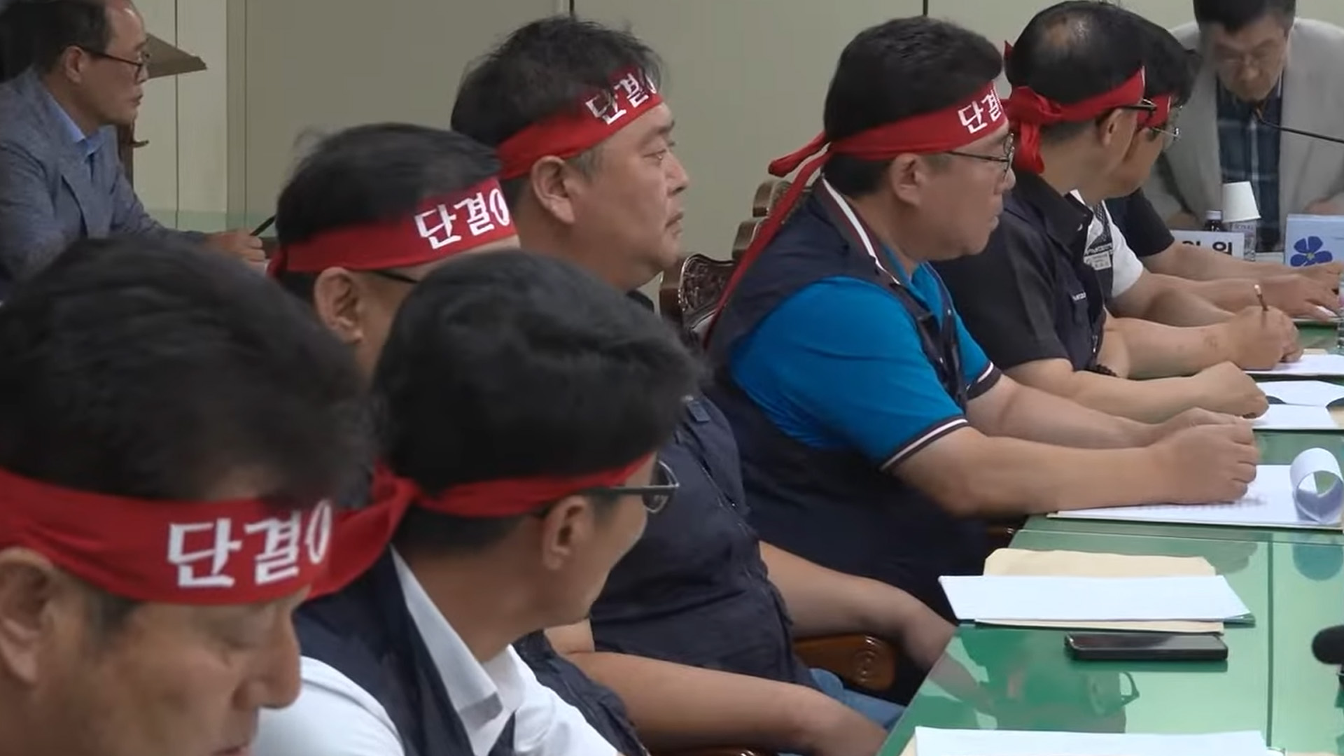 전북 버스 노사 임금협상.. 극적 타결로 파업 철회
