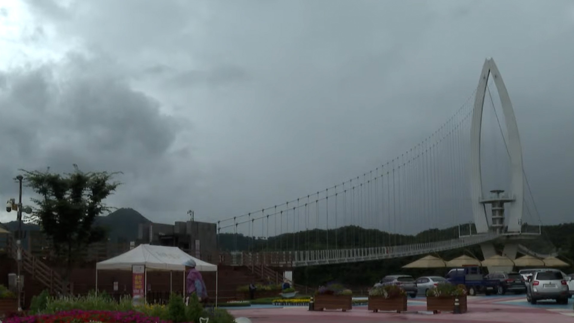 임실군, 보수 공사 마친 출렁다리·붕어섬 19일 재개장 [글로컬소식]