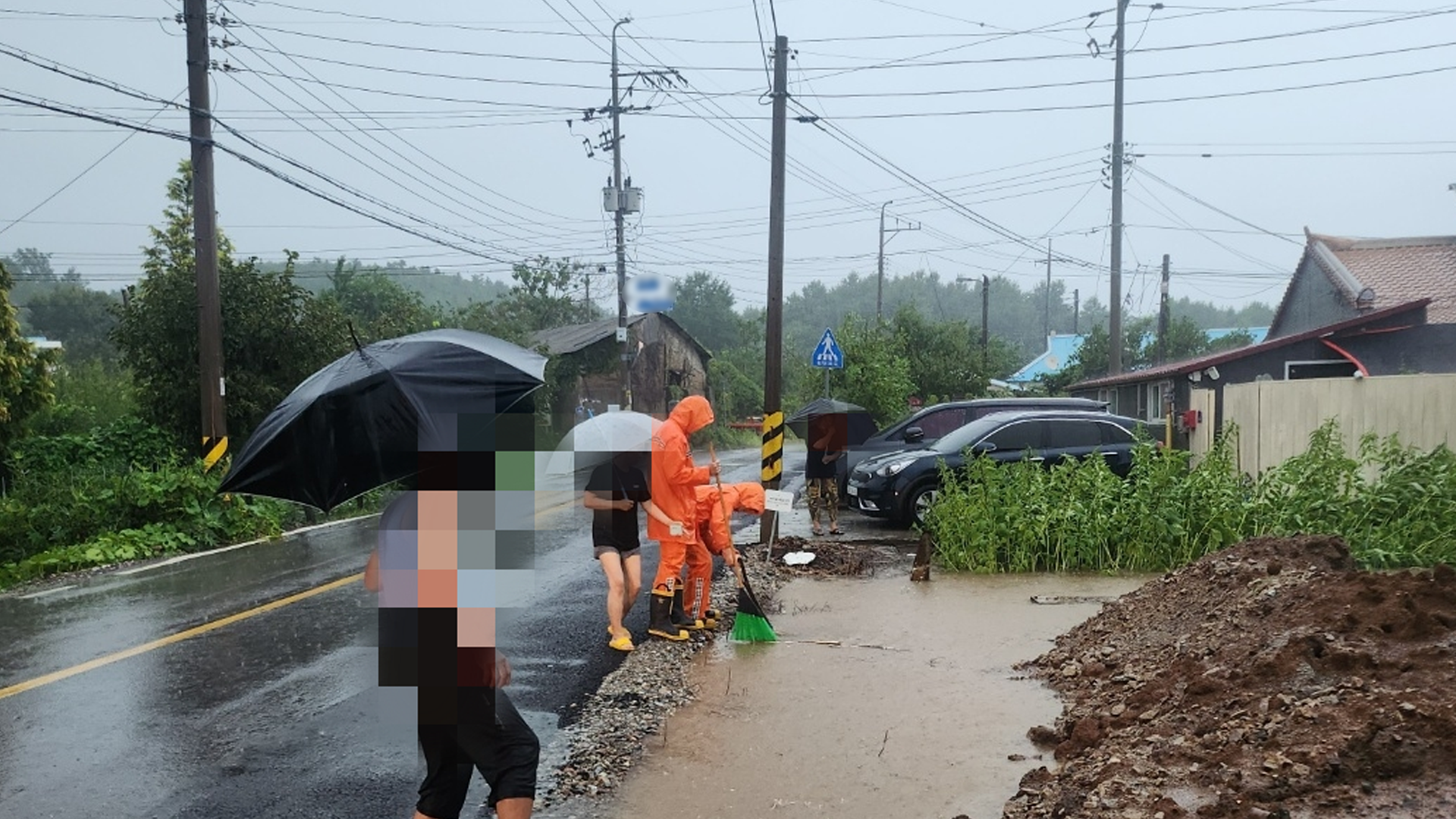 전북 10개 시군 호우 특보.. 김제 심포 시간당 80mm 폭우