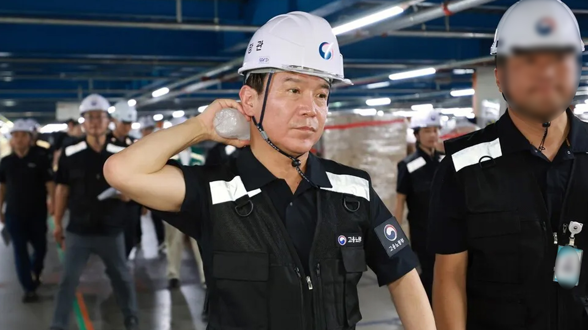 김영훈 노동부 장관, 전북 외국인 노동자 농가 방문