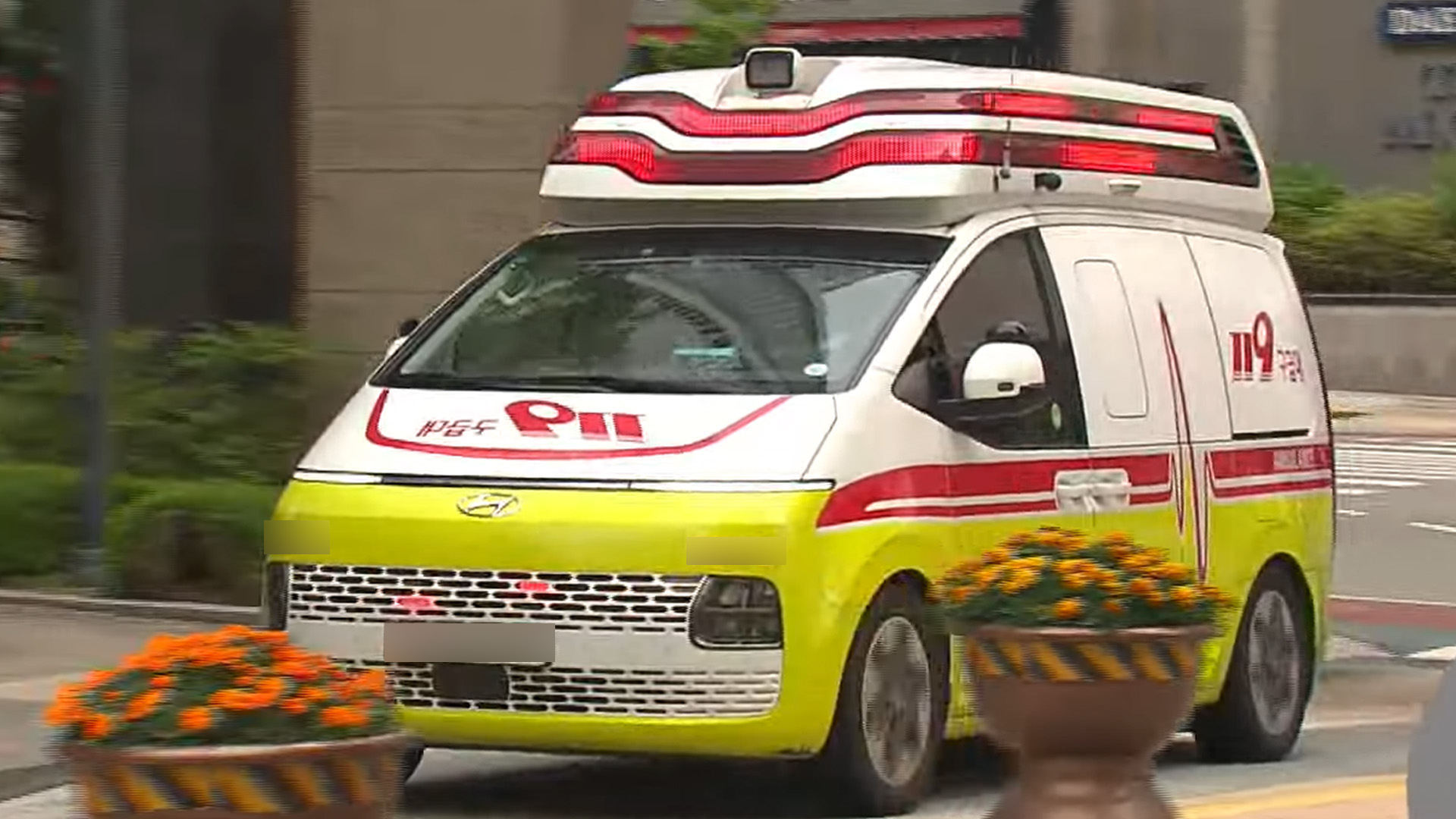 구급차 기다리던 운전자 치어 숨지게 한 '소방관' 송치