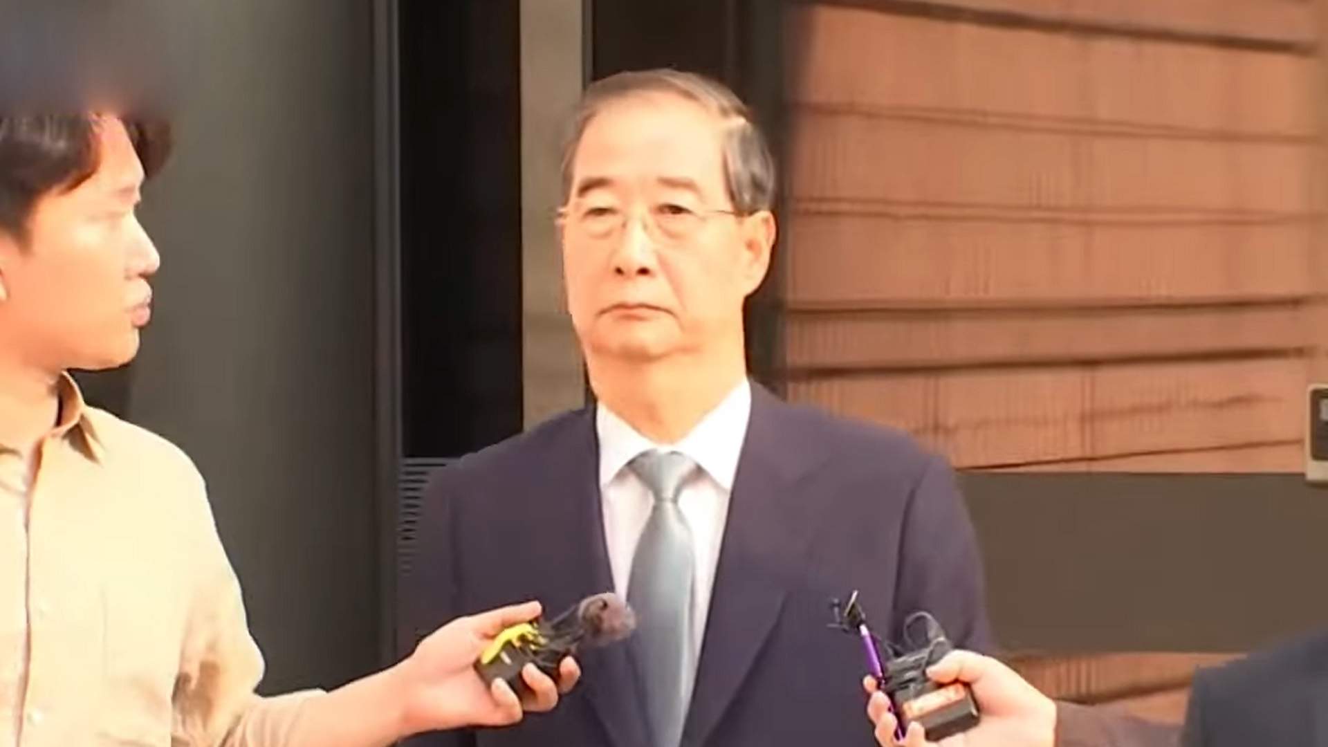 한덕수 前 총리 구속영장 기각.. 
