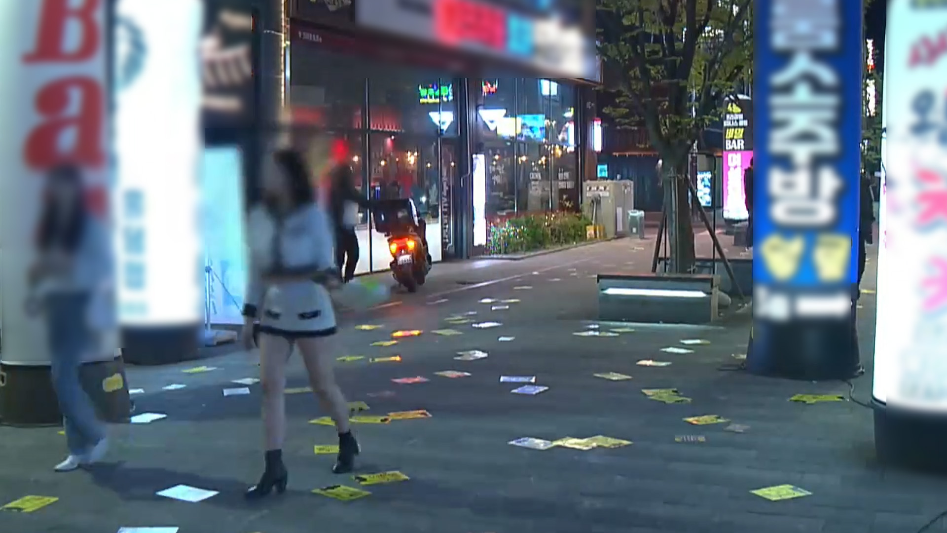 전주시, 번화가 유해·불법 광고물 집중 단속