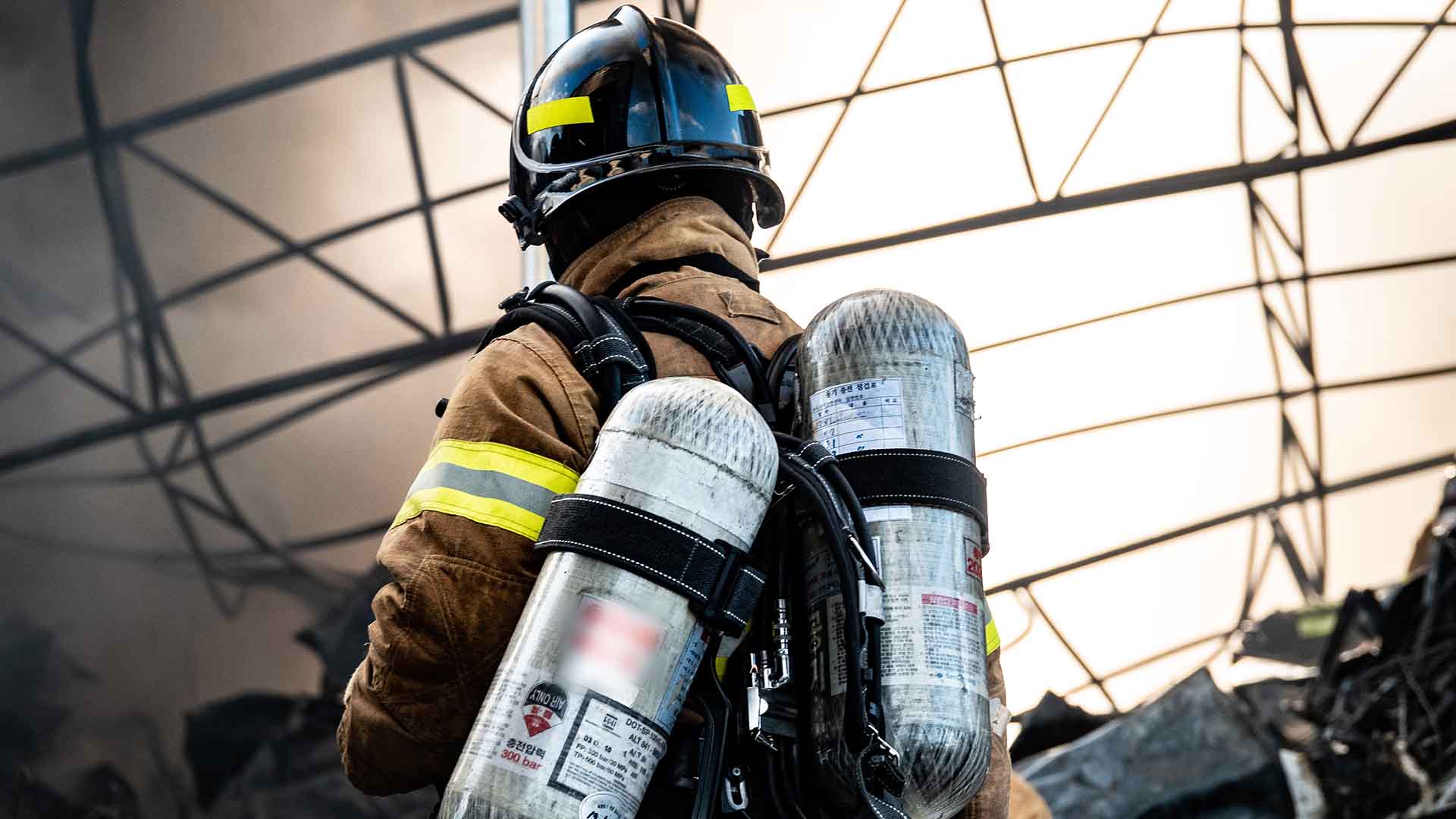 담뱃불에 주택 화재.. '98세 노모' 숨지게 한 60대 아들 집행유예