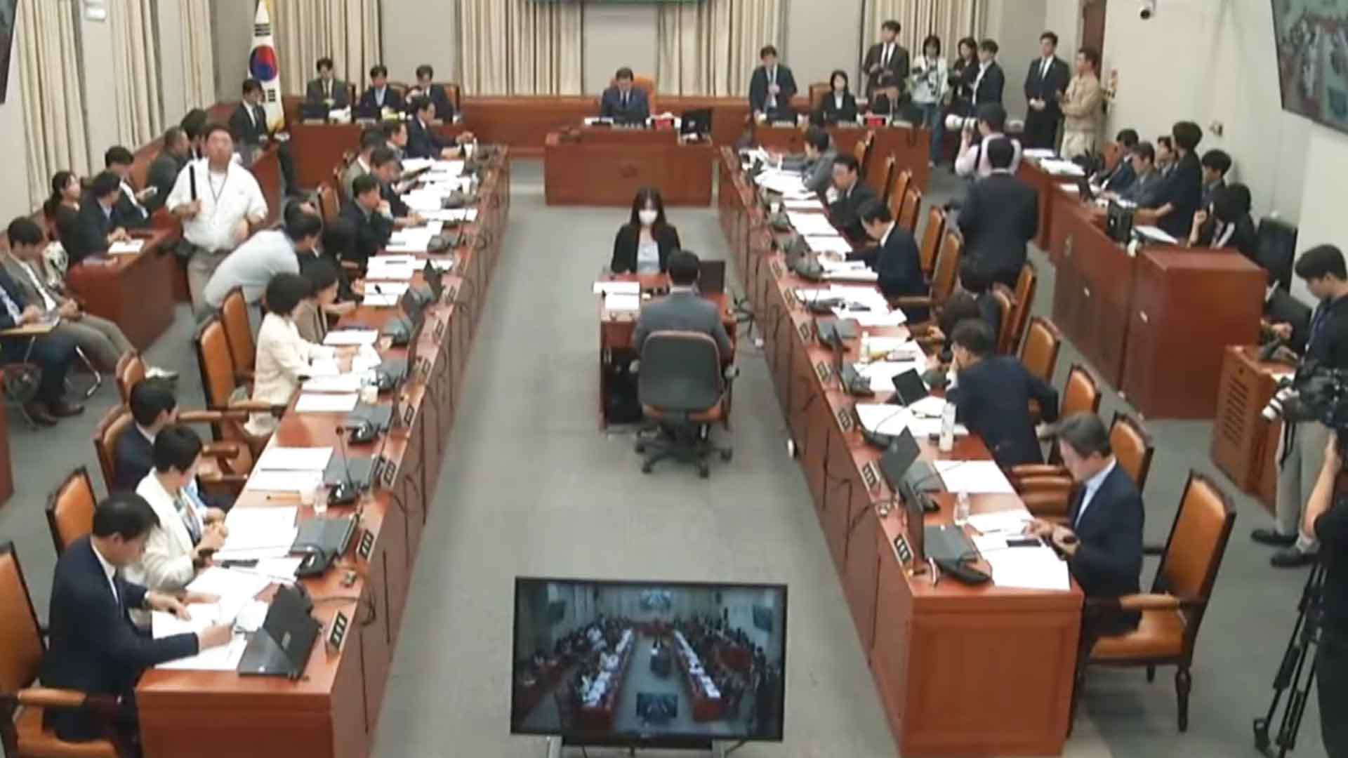 '성남라인' 김현지 국감 놓고 여·야 충돌.. 친명 김영진은 