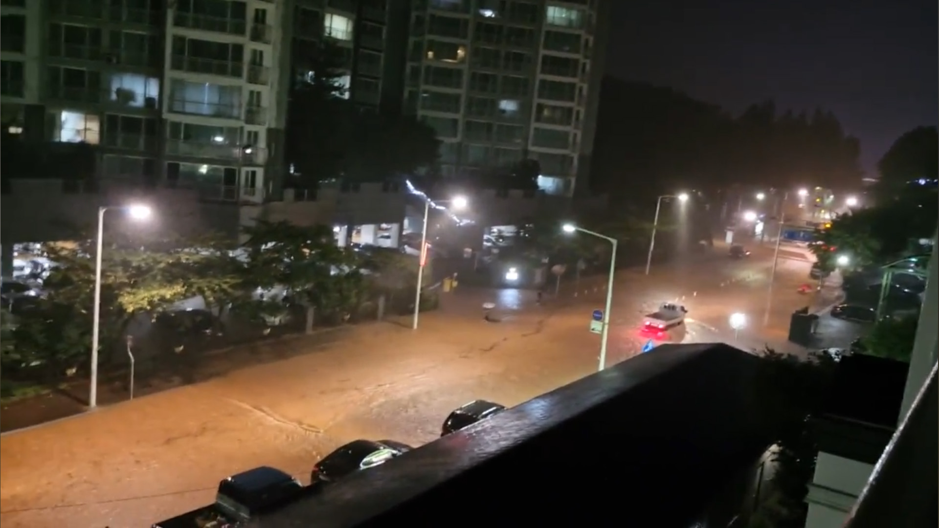 [영상뉴스] 시간당 최대 152mm..전북에 물폭탄