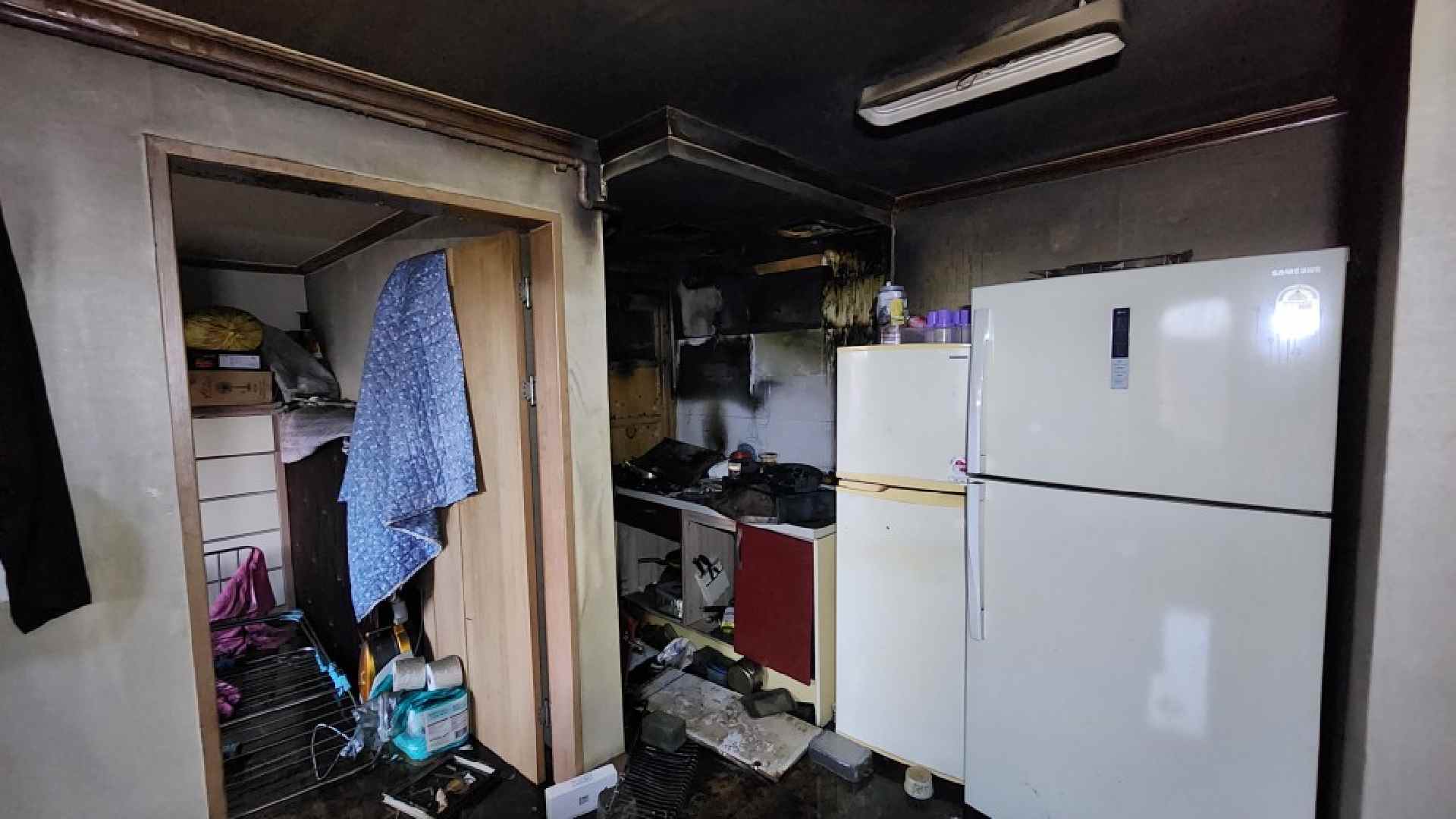 다가구 주택 화재로 50대 사망.. 