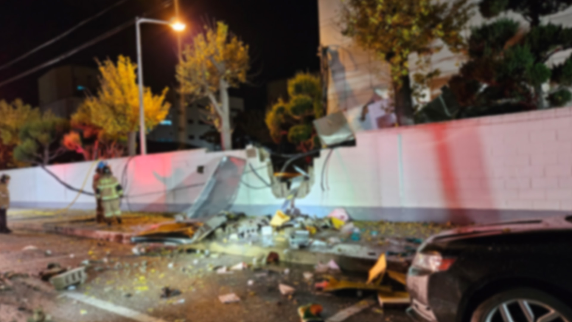 식품 첨가물 제조 공장에서 암모니아 탱크 폭발