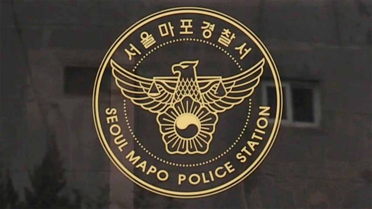 학교 앞 분식집 운영하며 여자 초등생 불법 촬영한 30대.. 구속 송치