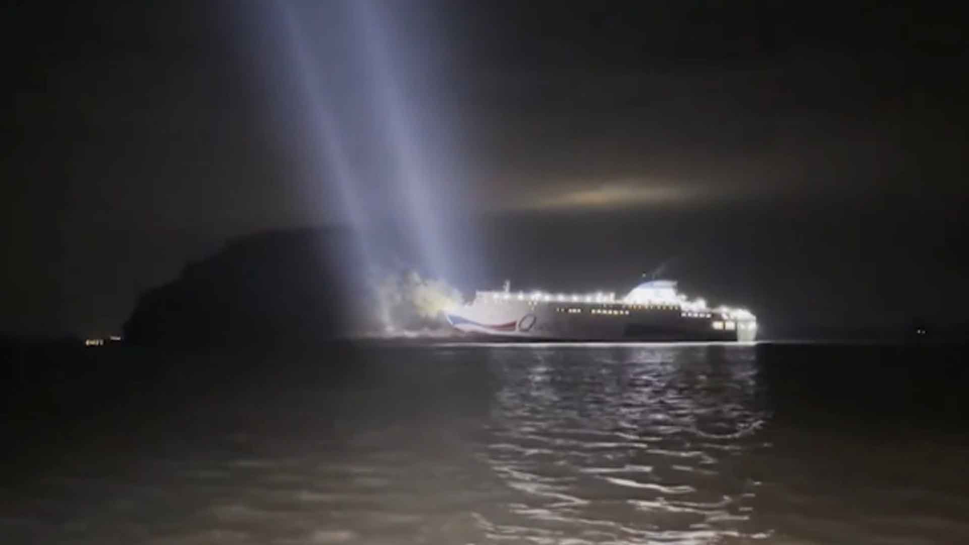 해경, '좌초 여객선' 일등항해사·조타수 긴급체포