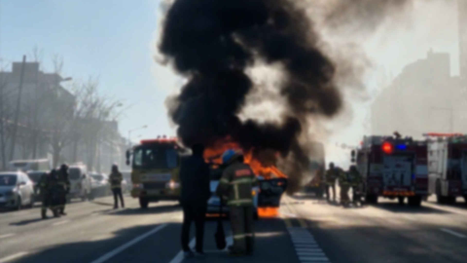 전주 도심 주행 중 전기차 화재.. 배터리 재발화 없이 진화