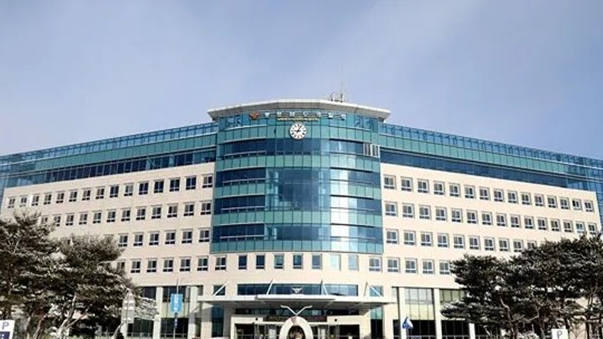 학원 통학 차량서 여아 4명 성추행.. 운전기사 구속