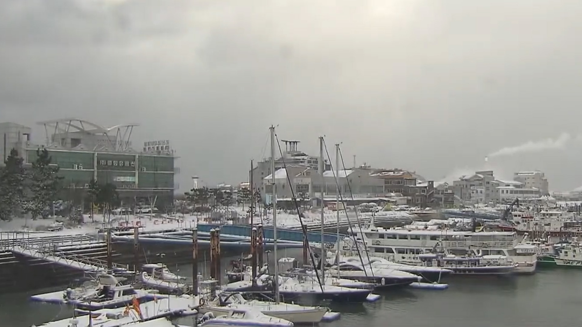 전북 서해안·남부내륙 밤부터 눈.. 내일까지 최고 10cm