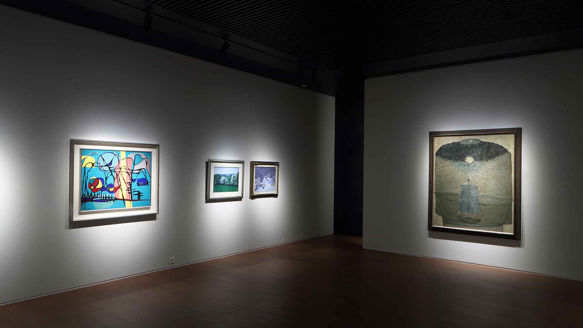 폐점 은행이 미술관으로 변신..개관전 '환기의 산, 수근의 길'