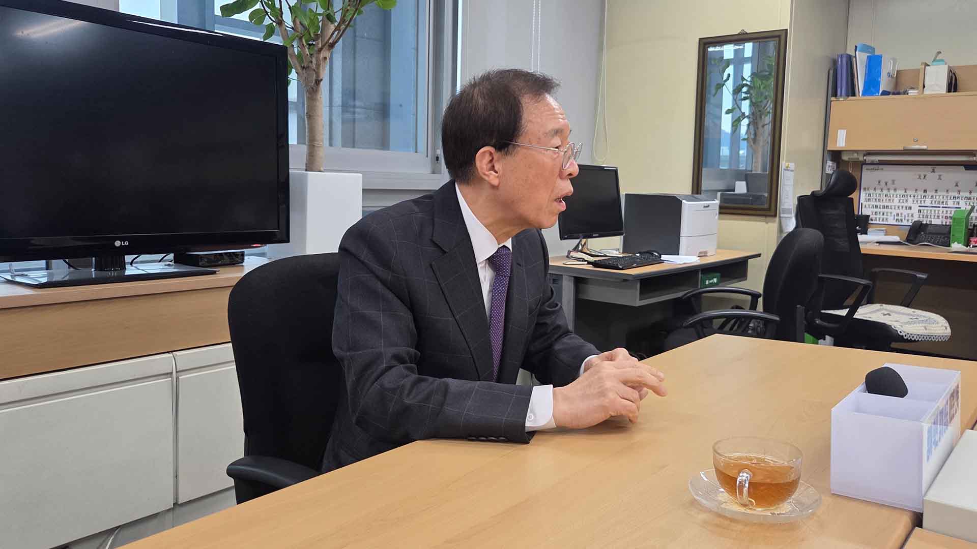 이석연 국민통합위원장 전북 방문.. 위기 청소년 해법 모색