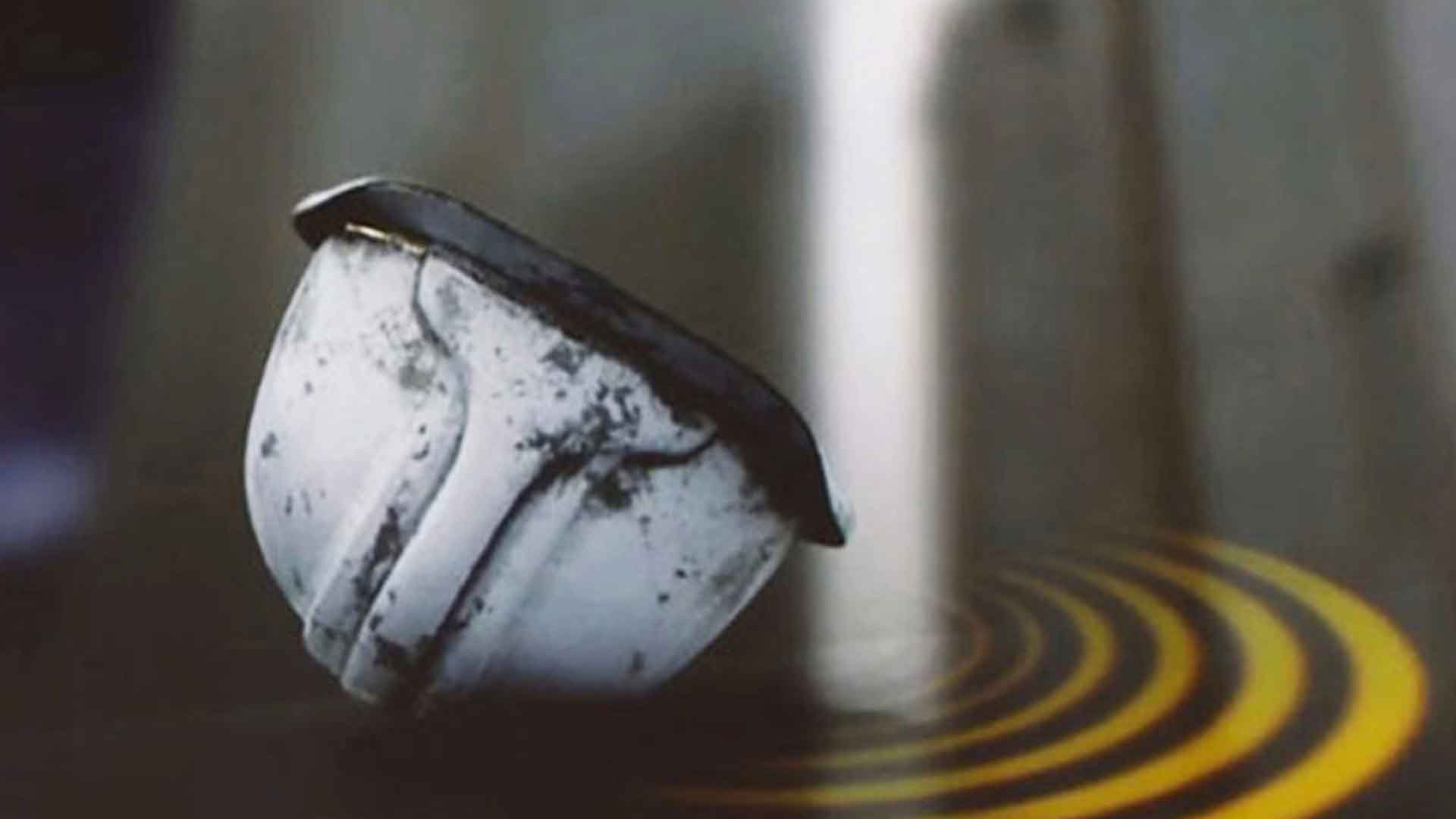 무너진 벽체에 깔려 철거 노동자 숨져