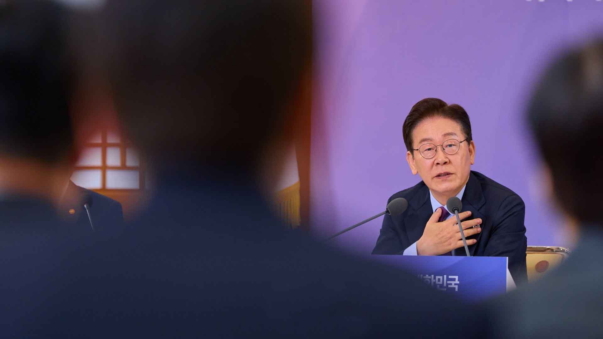 이 대통령, 국정수행 긍정 평가 61.9%.. 민주 50.6%·국힘 30%